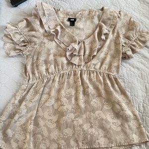 H&M Size 12 short sleeve blouse